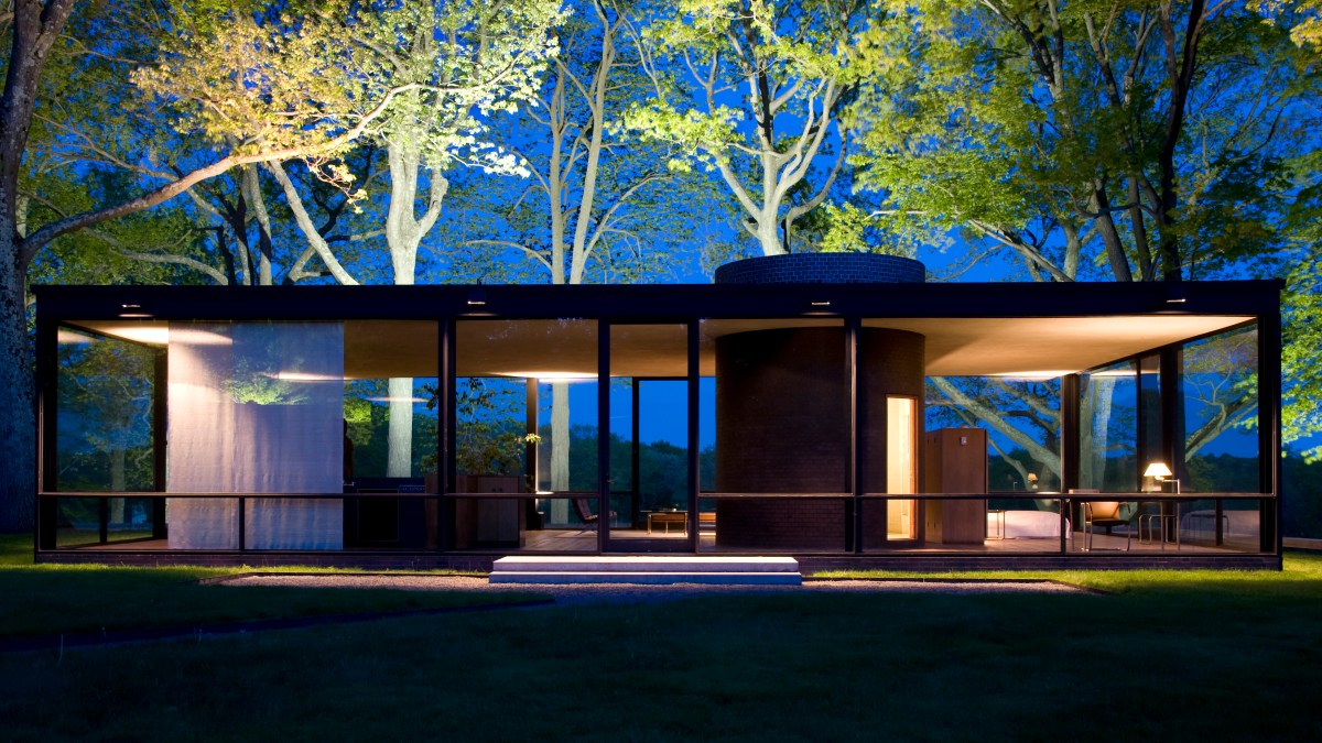 Caption: The Glass House at dawnCredit: Photo by Stacy Bass, courtesy of the Glass House