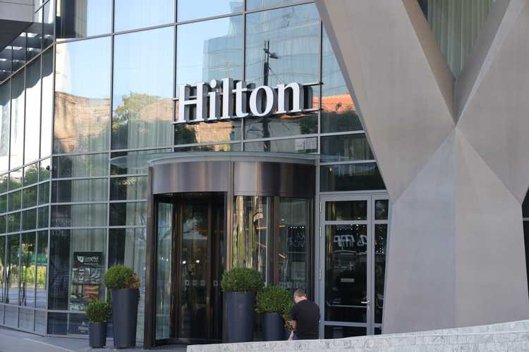 Hilton Honors American Express Card Review