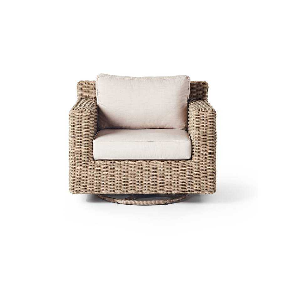 Sausalito Swivel Lounge Chair in Natural Wicker