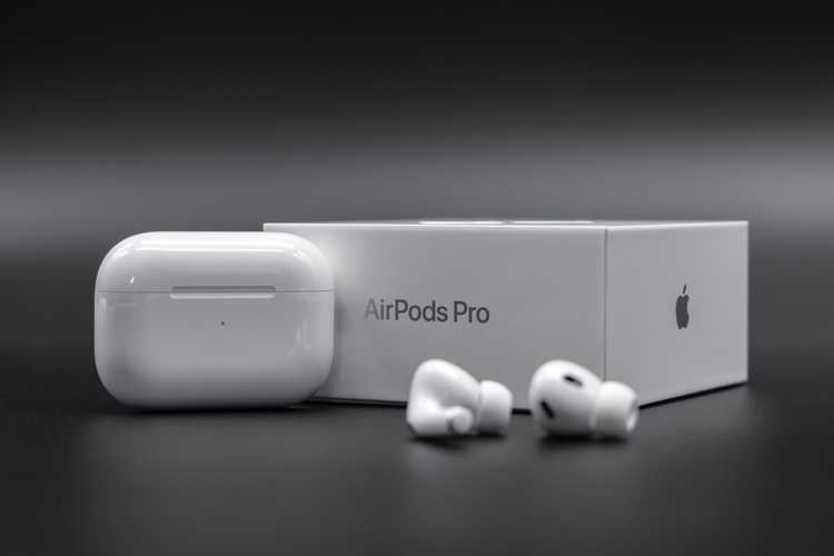 AirPods Black Friday Deals