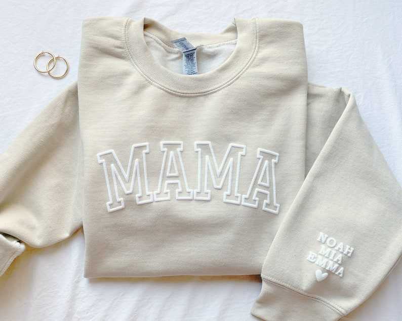 Personalized Mama Sweatshirt with Kid Names on Sleeve
