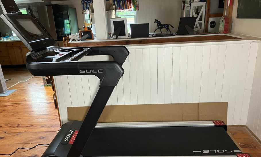 Sole F80 Treadmill