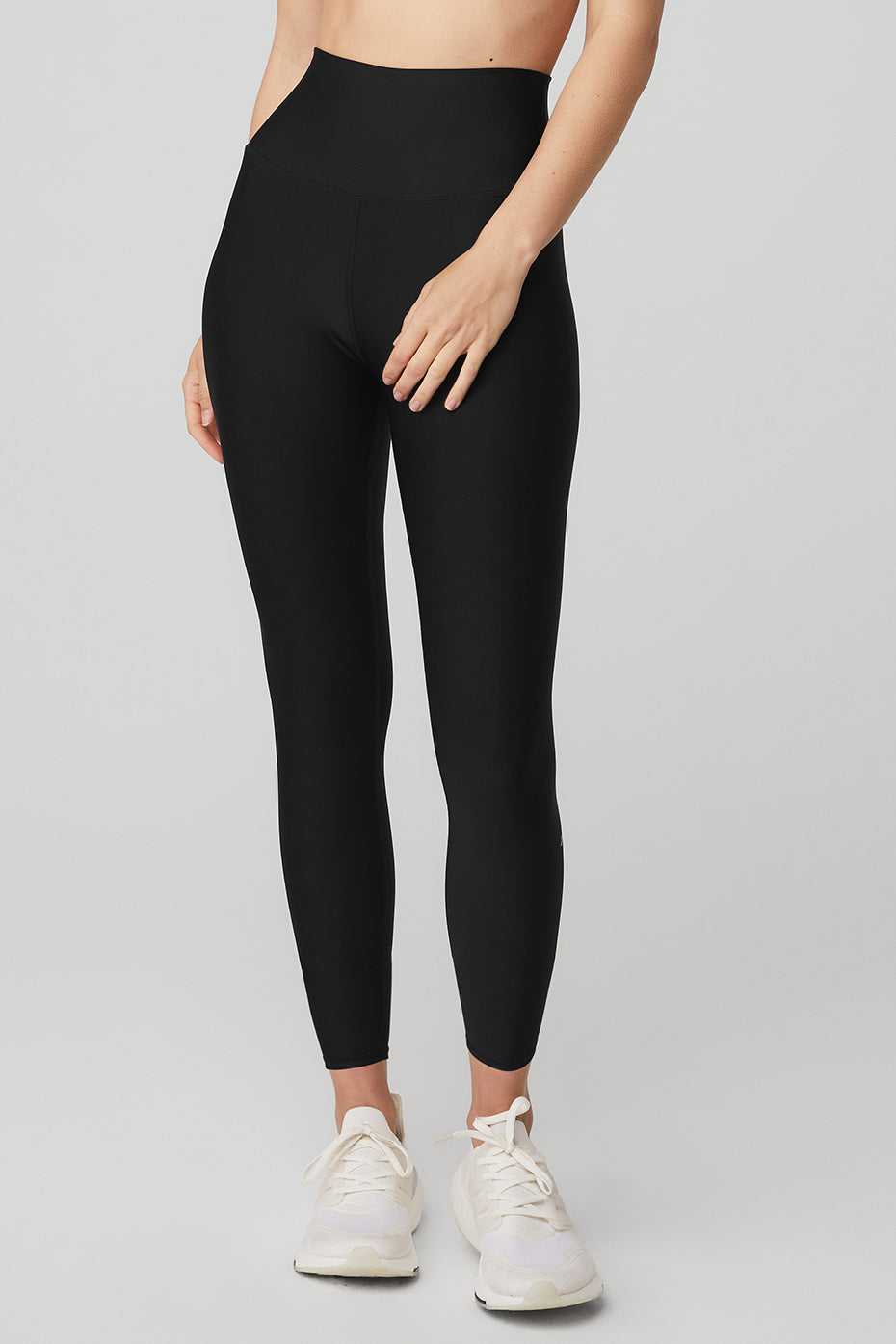 Alo Yoga® | 7/8 High-Waist Airlift Legging in Black, Size: Small