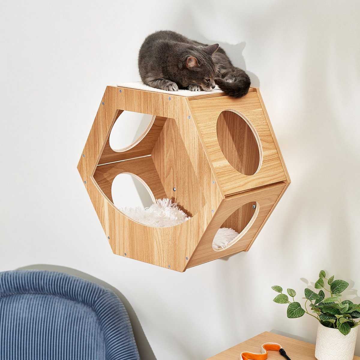 Frisco Hexagon Wall Mounted Cat Shelf