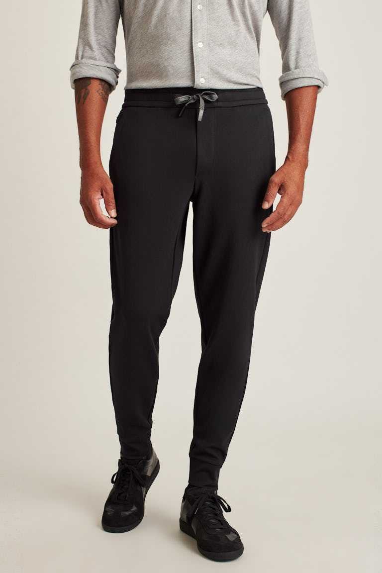 6 Best Joggers For Tall Men Reviews For 2024