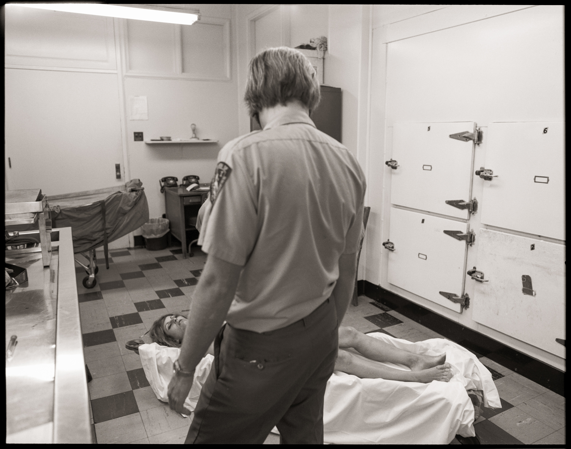 Photographing The Dead: Jeffrey Silverthorne's Morgue